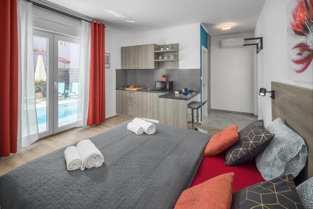 Studio Apartments Villa Valla - Free Bikes Fažana Exterior foto